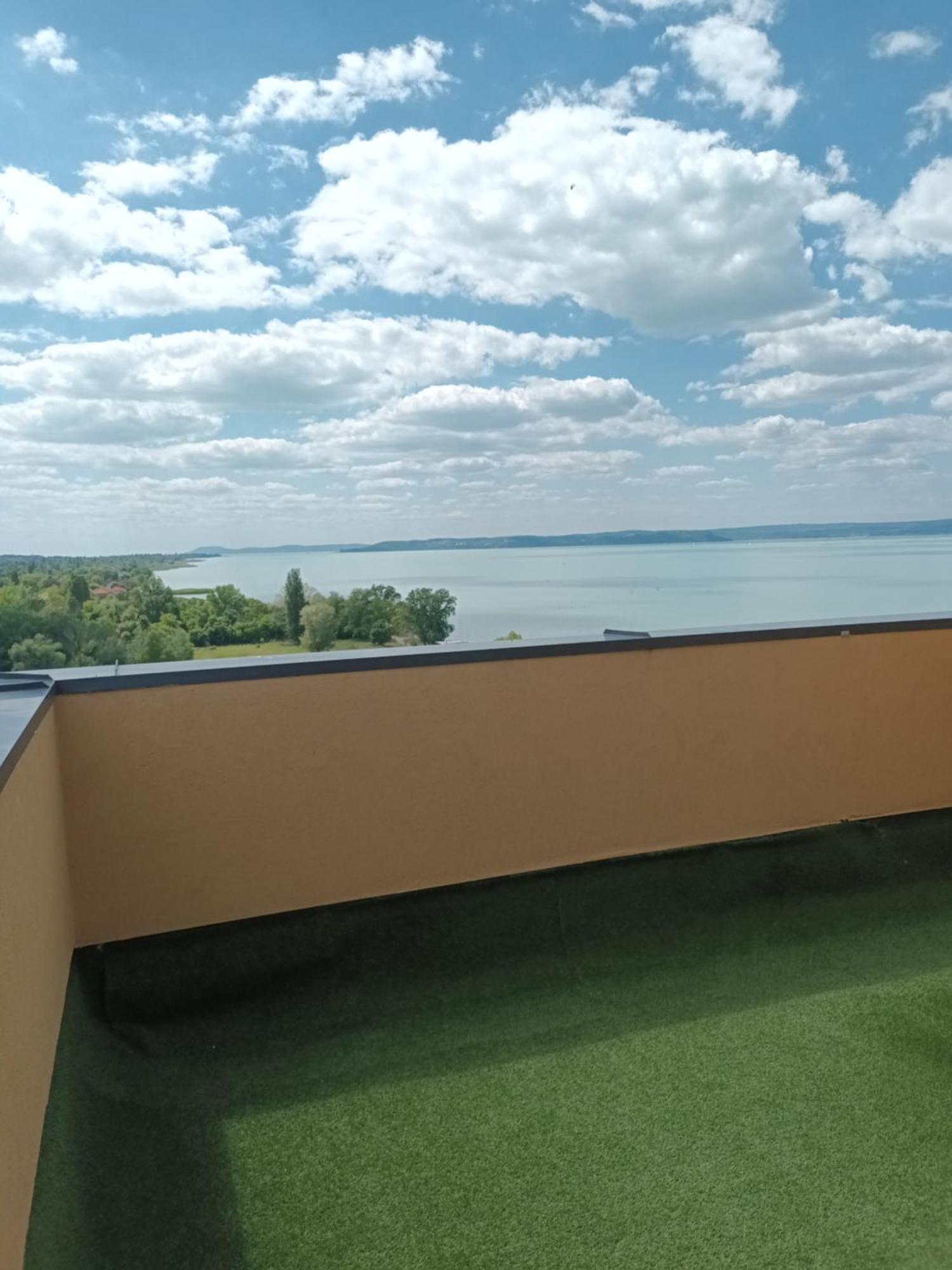 Vizparti Silver X Apartman Siófok Extérieur photo